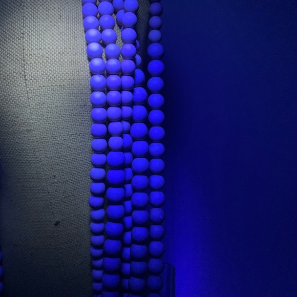 Vintage 5 StrandGlowing Bohemian Faux Wooden Beads Necklace Long 34” Adjustable - Picture 6 of 9